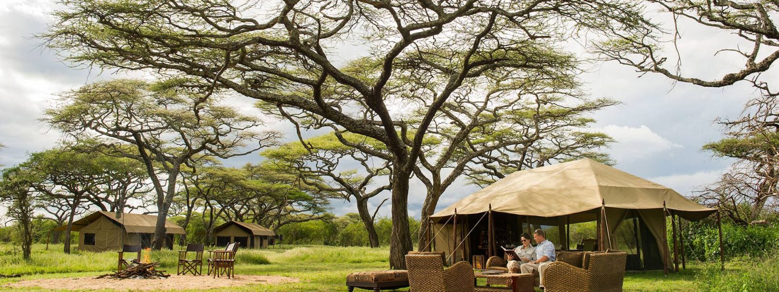 Legendary Serengeti Camp - Luxury seasonal Mobile Safari tented camp