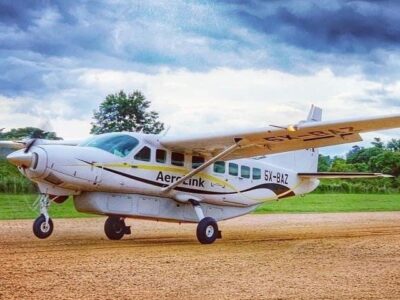 Flights to Bwindi | Safari to Buhoma Lodge | Aerolink Caravan 2-1 - flying to Kihihi