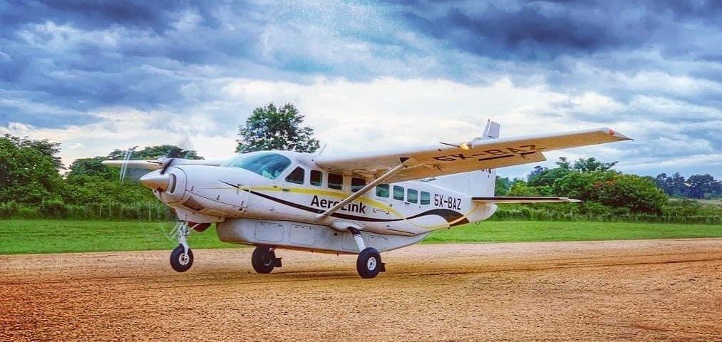Flights to Bwindi | Safari to Buhoma Lodge | Aerolink Caravan 2-1 - flying to Kihihi