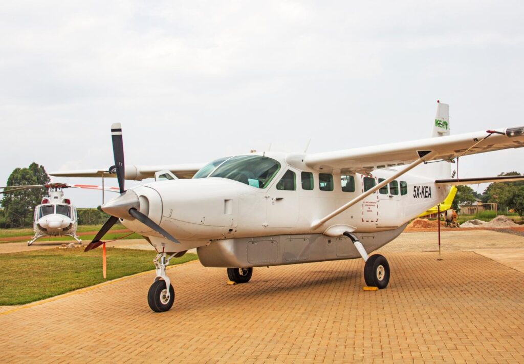 flying Safari to buhoma region